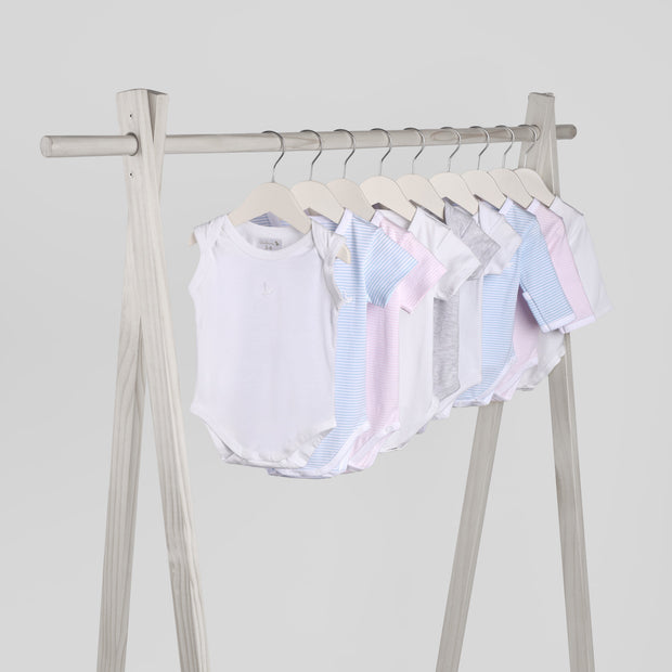 Microplastics in Baby Clothing: What's Absorbing Through Their Skin